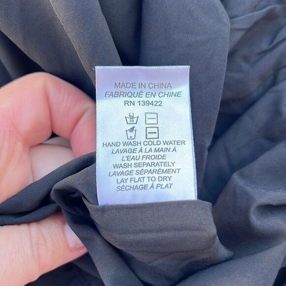 Tobi Floral Romper Lovely Roses Black and Purple Size S - Picture 8 of 9